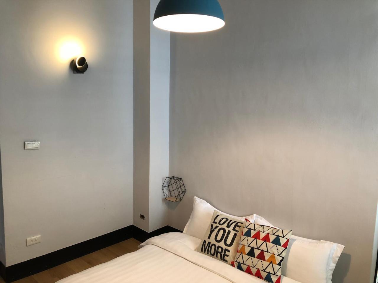 湘品旅館xiang Pin Hotel-有人旅宿東大門夜市湘品館-無電梯無電視 訂房後請注意訊息加line聯繫我 مدينة هوالين المظهر الخارجي الصورة