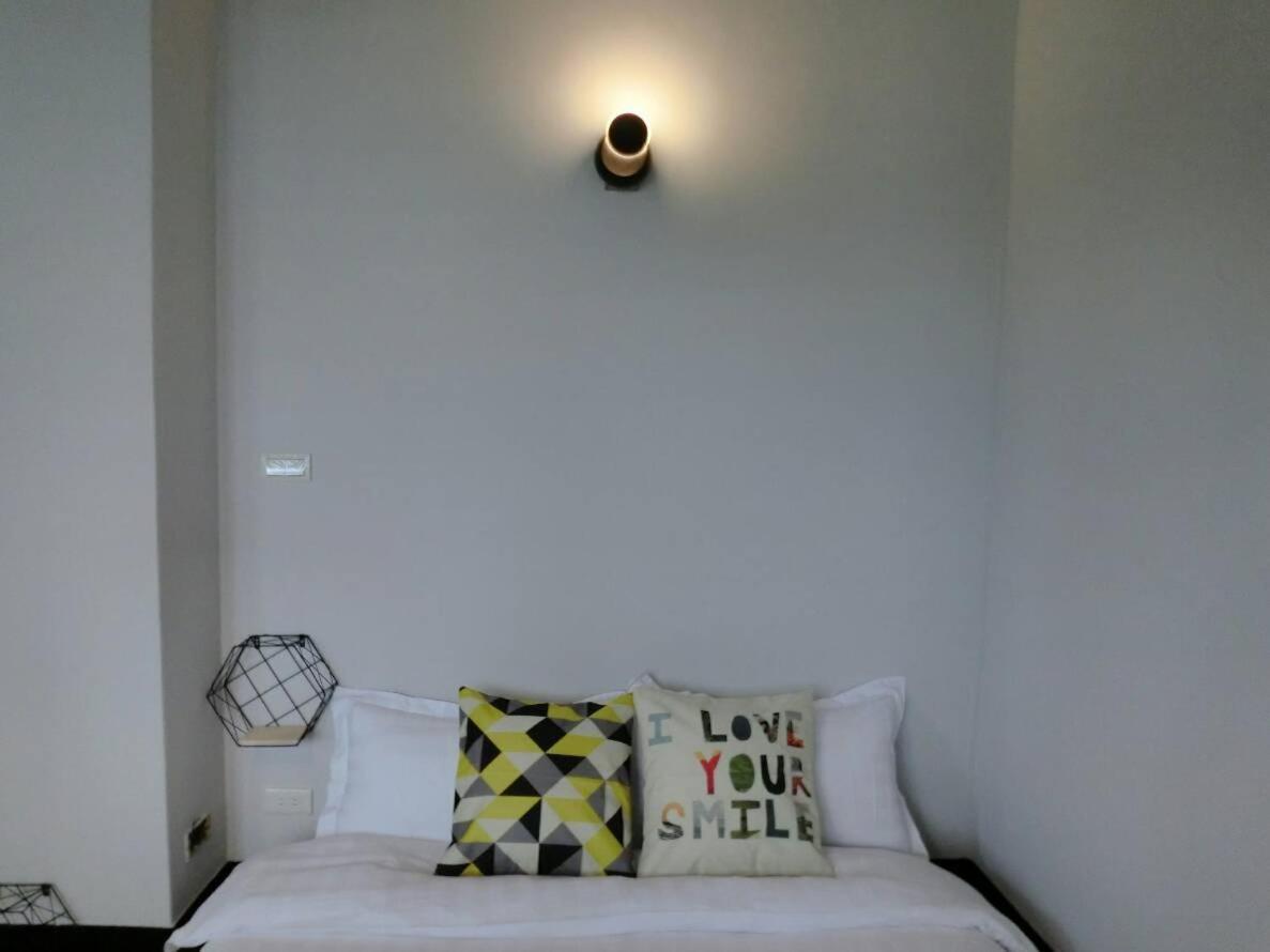 湘品旅館xiang Pin Hotel-有人旅宿東大門夜市湘品館-無電梯無電視 訂房後請注意訊息加line聯繫我 مدينة هوالين المظهر الخارجي الصورة